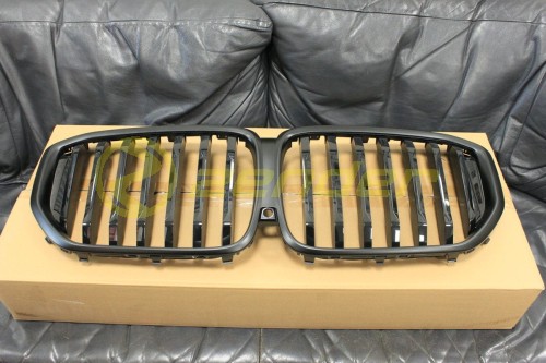 Atrapa M-PERFORMANCE  OEM BMW X5 G05 LCi nr5.jpg