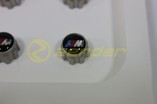 Zestaw nakładek wentyli BMW typ M nr5.jpg