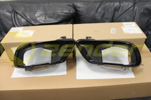 Osłony końcówki rur wydechowych  M-PERFORMANCE BMW X5 G05 Oryginalne czarne NOWOŚĆ