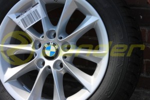 BMW 1 F20 F21 F22 KOMPLETNE KOŁA ZIMOWE 16 V Spoke 411 srebrne DUNLOP z czujnikiem RDC