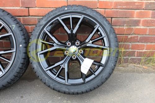 Y Spoke 845M JET BLACK nr3.jpg