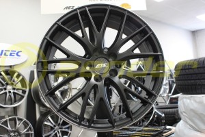 PORSCHE MACAN ATS PERFEKTION RACING-SCHWARZ Hornpoliert