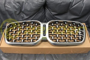 Grill Atrapa Nerki  M-SPORT OEM BMW X3 G01 BMW X4 G02 LCI chrom  bez funkcji parkowania