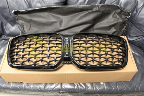 Grill Atrapa Nerki M-SPORT OEM BMW X3 G01 BMW X4 G02 LCI czarny z FP nr1.jpg