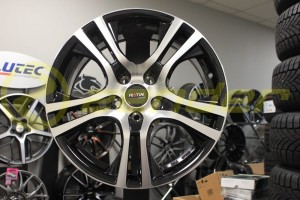 Platin P53 SCHWARZ POLIERT FORD JAGUAR  VOLVO