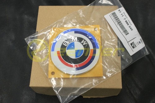 Emblemat BMW 50 Jahre M 51117886545 nr1.jpg