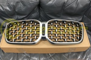 Grill Atrapa Nerki  M-SPORT OEM BMW X3 G01 BMW X4 G02 LCI chrom  z funkcją parkowania